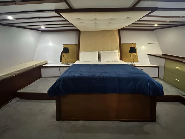 Yacht charter Šibenik cheap Gulet