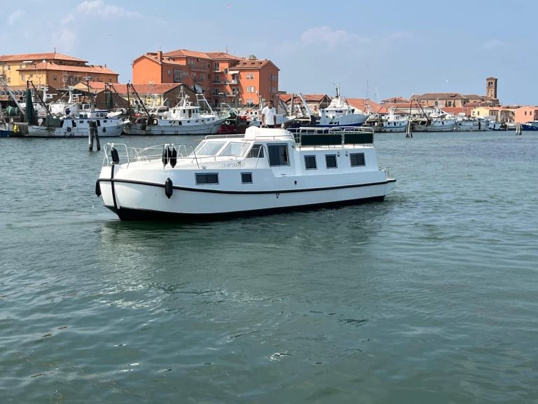 Houseboat for rent Chioggia at the best price