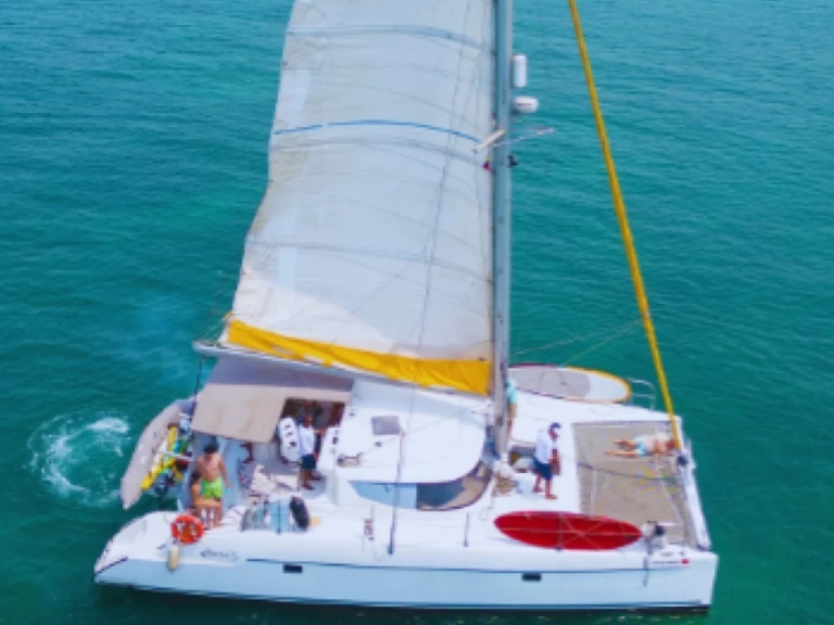 Yacht charter Cartagena cheap Lavezzi 40