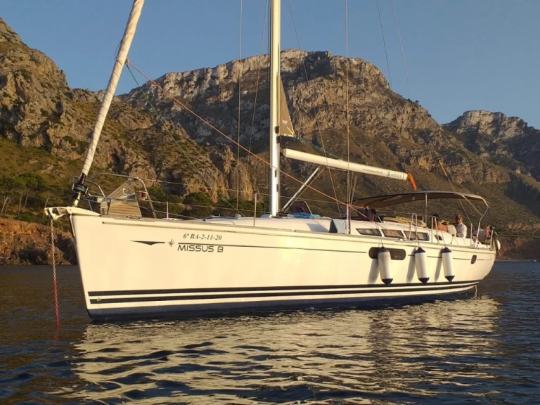Jeanneau Sun Odyssey 44i charter bareboat or captained in  Puerto de Mogán
