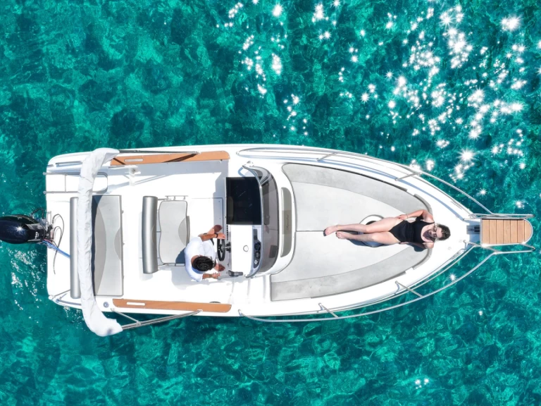 Motorboat for rent Sant Antoni de Portmany at the best price