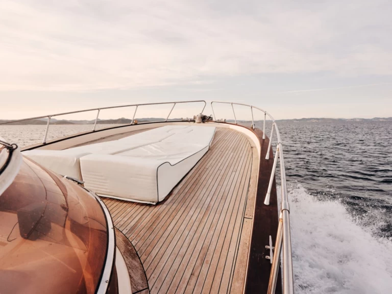 Motorboat rental with or without captain Cantieri Navali Patrone Castellón de la Plana/Castelló de la Plana