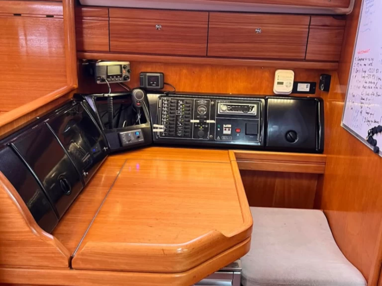 Sailboat rental with or without captain Bavaria Punaauia