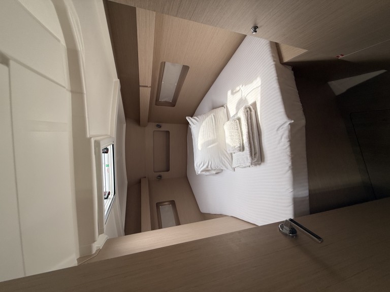 Bareboat Rental Sailboat Bénéteau with a boat licence