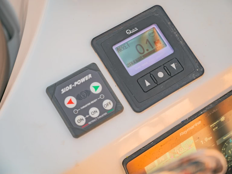 Bareboat Rental Sailboat Jeanneau with a boat licence