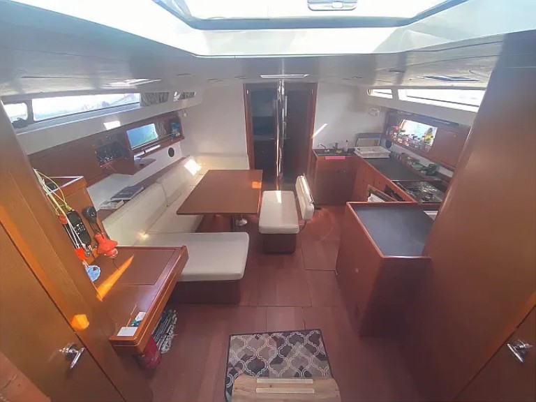Rent a Bénéteau Oceanis 48 Kalamata