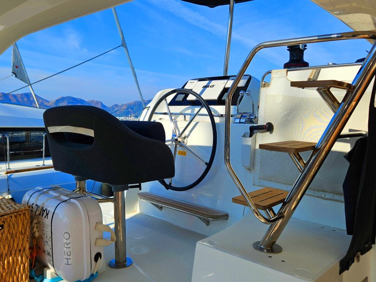 Boat rental Lagoon Lagoon 42 in Marmaris on Samboat