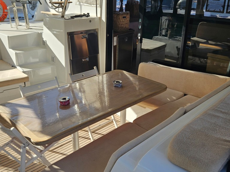 Yacht charter Fethiye cheap Lagoon 42