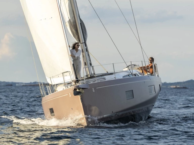 Boat rental Bénéteau Oceanis 52 in Cugnana Verde on Samboat