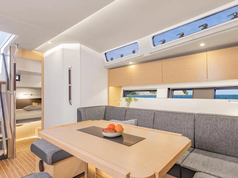 Yacht charter Lefkáda cheap Hanse 460