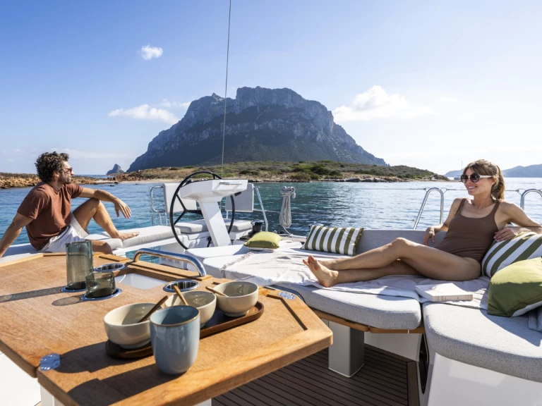 Bareboat Rental Sailboat Bénéteau with a boat licence