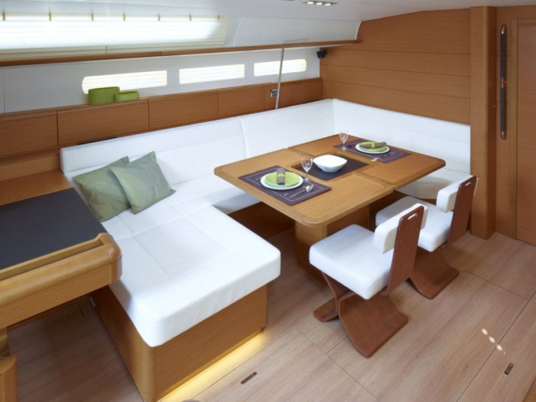 Yacht charter Anse Marcel cheap Sun Odyssey 519