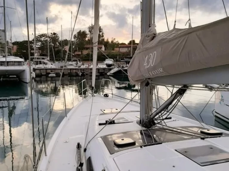 Sailboat rental with or without captain Dufour Palermo