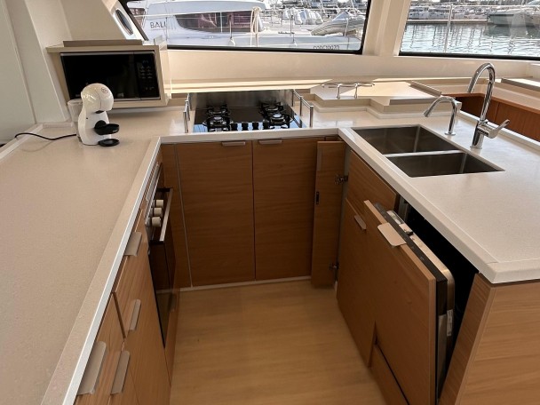 Catamaran for rent Capo d'Orlando at the best price