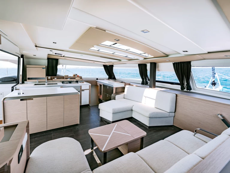 Catamaran rental with or without captain Fountaine Pajot Adámas