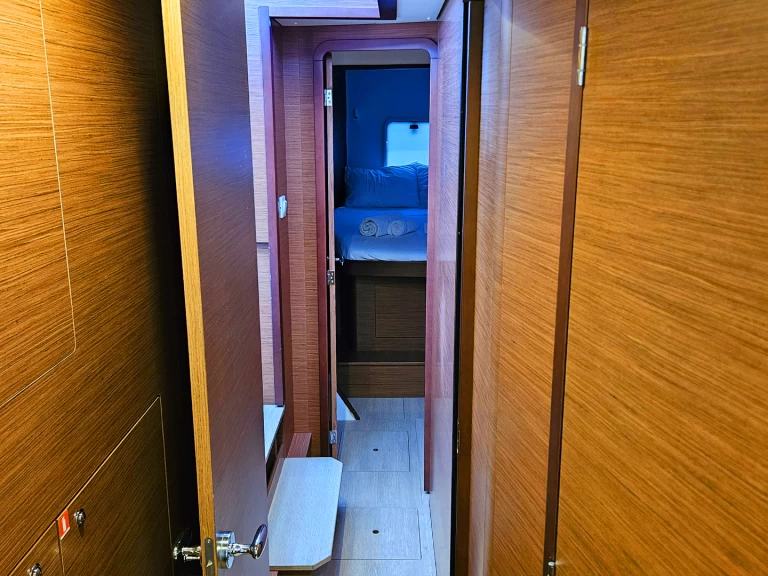 Bareboat Rental Catamaran Lagoon with a boat licence