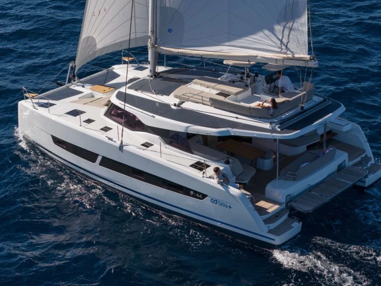 Bareboat Rental Catamaran Fountaine Pajot with a boat licence