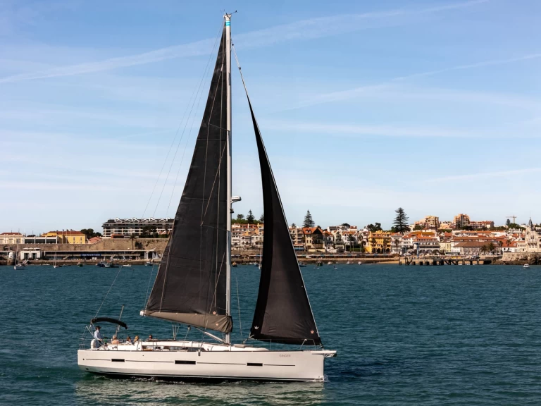 Sailboat rental with or without captain Dufour Cascais