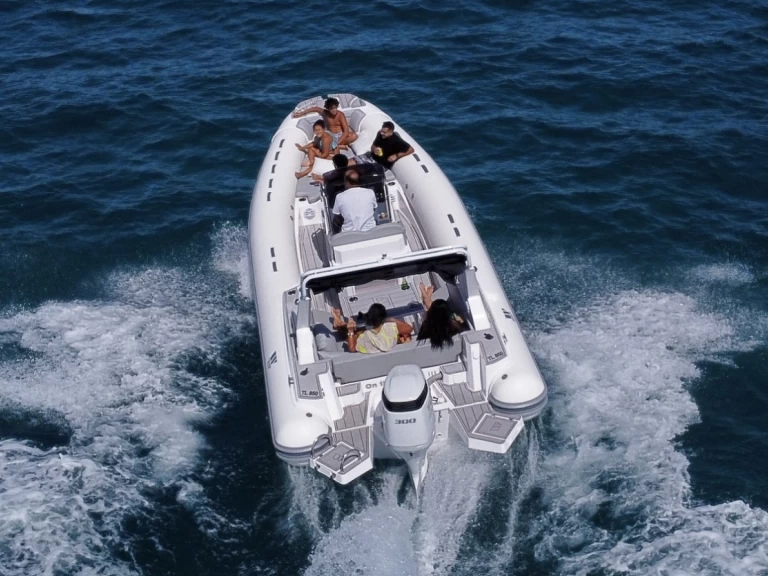 Motorboat rental with or without captain Tiger topline Kolios