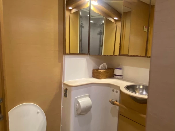 Yacht charter Phuket (City) cheap Lagoon 500