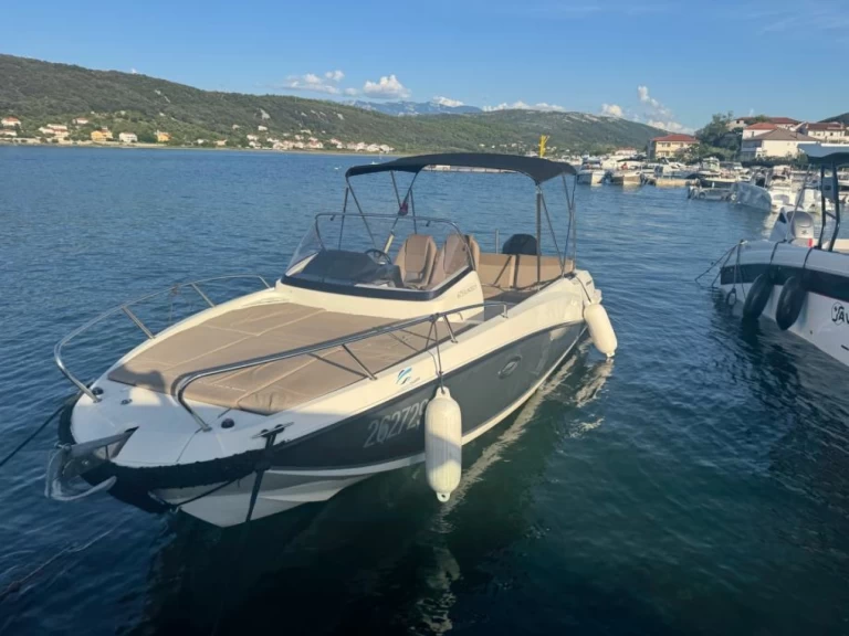 Quicksilver Activ 675 Sundeck charter bareboat or captained in  Rab