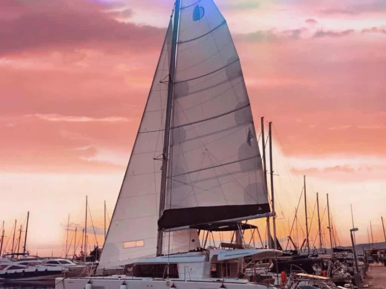 Lagoon Lagoon 450 F in Lefkáda on SamBoat