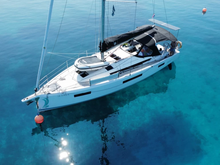 Sailboat rental with or without captain Jeanneau Punat