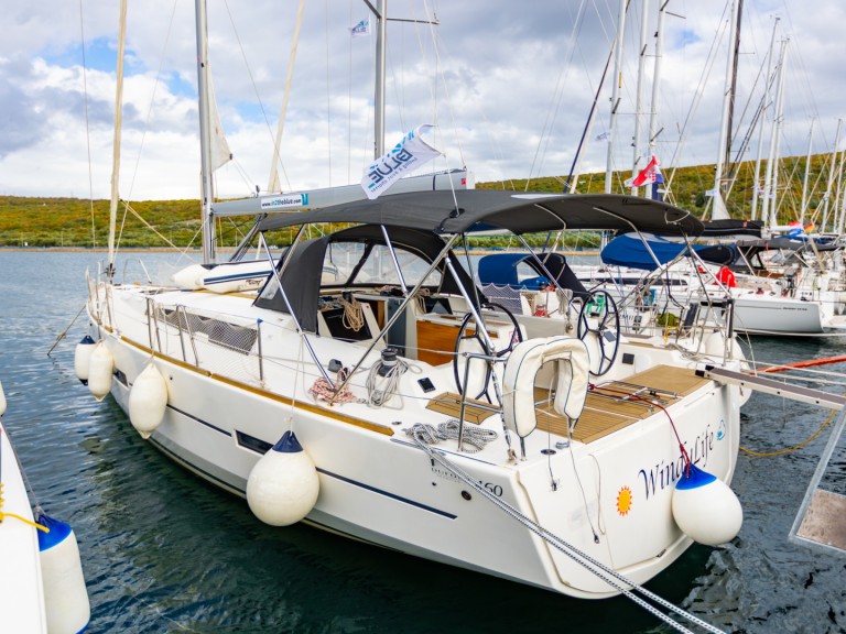 Yacht charter Punat cheap Dufour 460 Grand Large