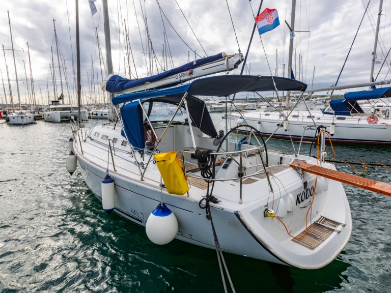 Sailboat rental in Punat - Bénéteau First 40.7