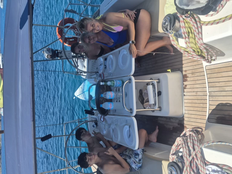 Sailboat for rent Golfo de San Blas at the best price