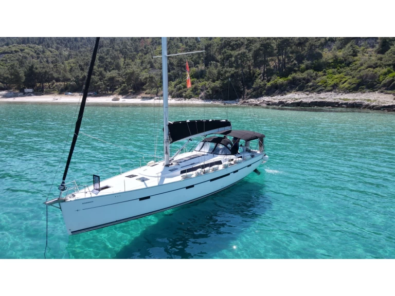 Rent a Bavaria Cruiser 56 Kavála