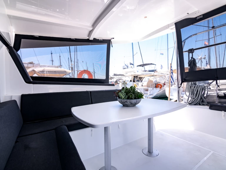 Catamaran for rent Tourlos at the best price