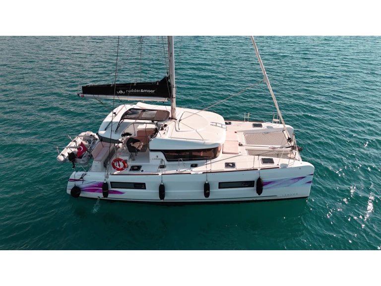 Catamaran rental in Marmaris - Lagoon Lagoon 40