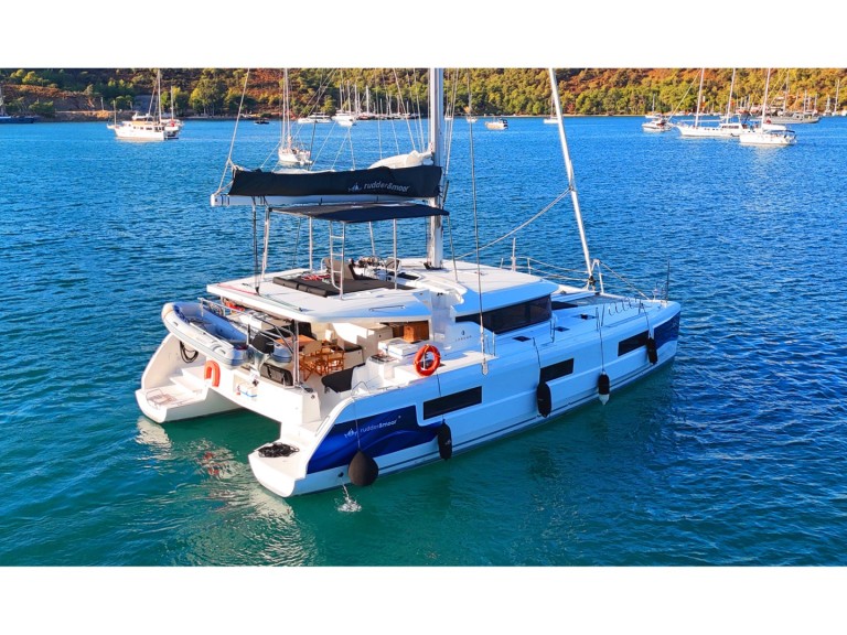 Catamaran rental with or without captain Lagoon Fethiye