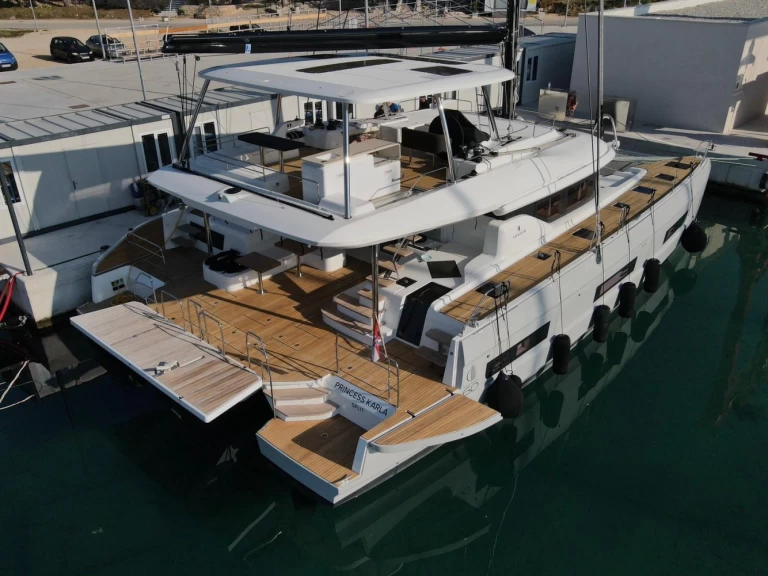 Catamaran rental in Kaštela - Lagoon Lagoon 60