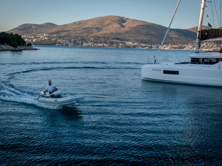 Lagoon Lagoon 43 in Seget Donji on SamBoat
