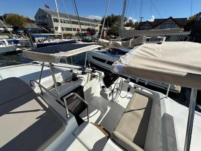 Fountaine Pajot Fountaine Pajot FP 44 Maestro - 3 cab. charter bareboat or captained in  Road Town