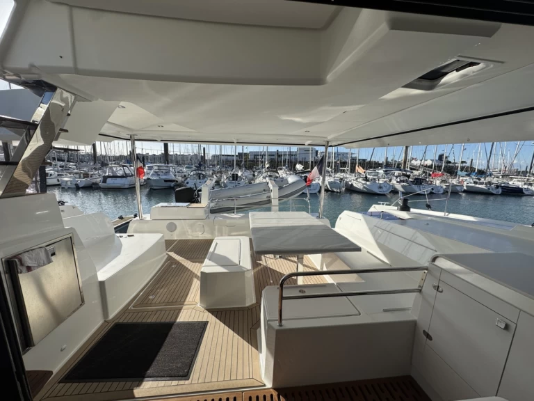 Bareboat Rental Catamaran Fountaine Pajot with a boat licence