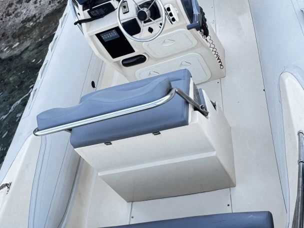 Victor Victor 7.4M in Agía Kiriakí on SamBoat