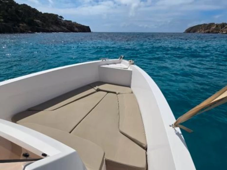 Bareboat Rental Motorboat Boats mak with a boat licence