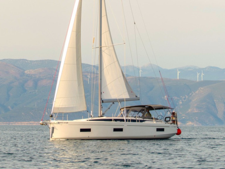 Bareboat Rental Sailboat Bavaria with a boat licence