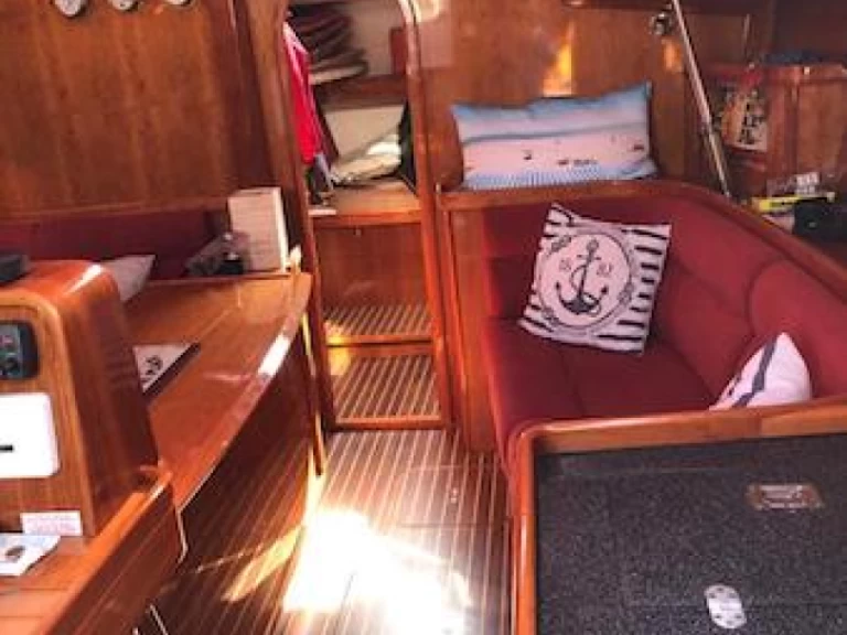 Sailboat rental in Quiberon - Alliaura-Marine FEELING 44 DI