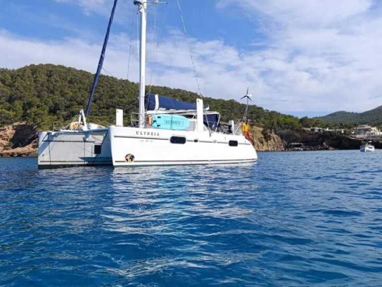 Rent a Bali Catana 431 Port d'Andratx