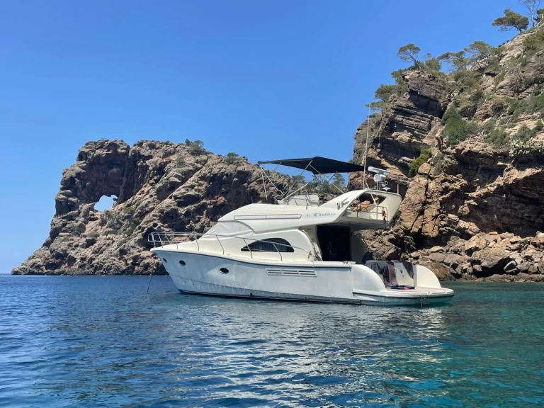 Luxury Yacht rental in Port d'Andratx - Rodman RODMAN 41 Fly
