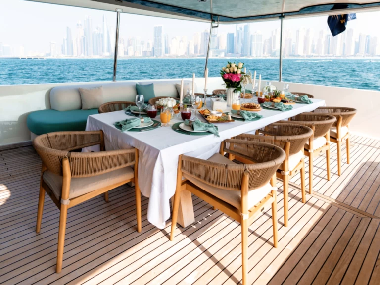 Rent a Numarine 80ft Dubai Marina