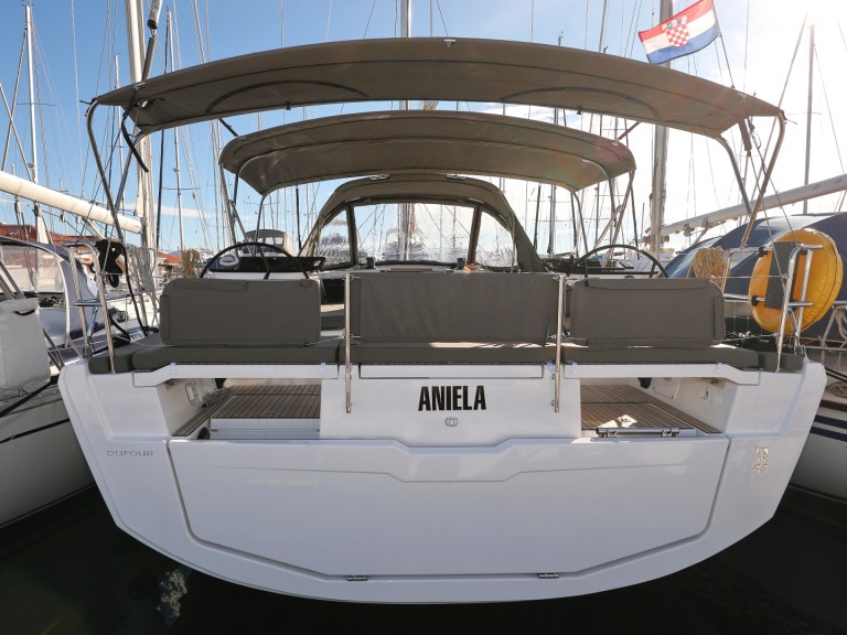 Boat rental Dufour Dufour 41 in Trogir on Samboat