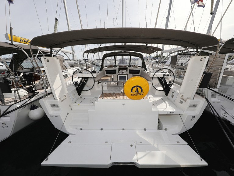 Sailboat for rent Sveti Filip i Jakov at the best price