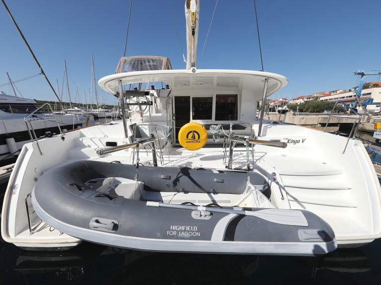 Rent a Lagoon Lagoon 400 S2 Šibenik