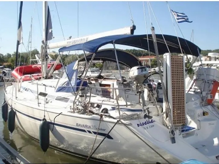 Sailboat for rent Ávdira at the best price