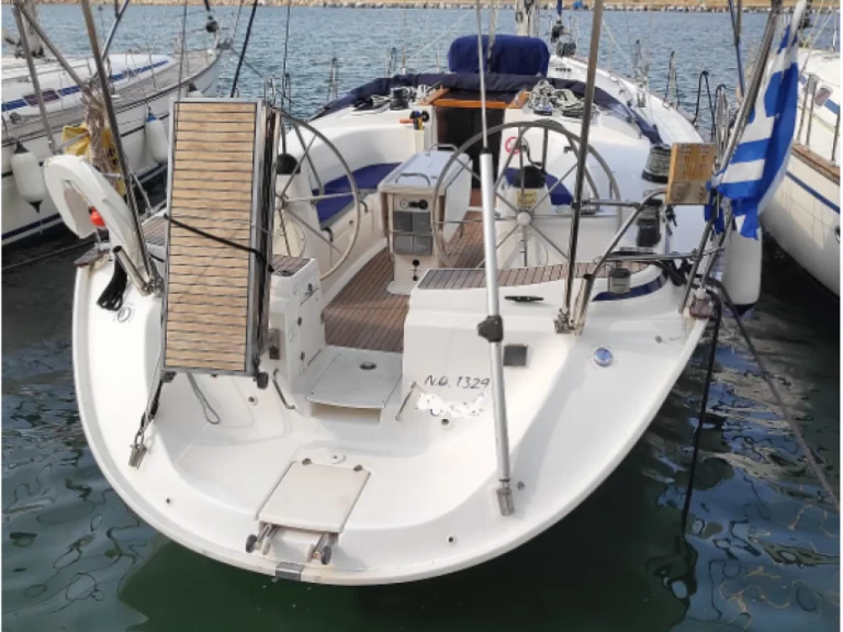 Sailboat rental in Ávdira - Bavaria Bavaria 44